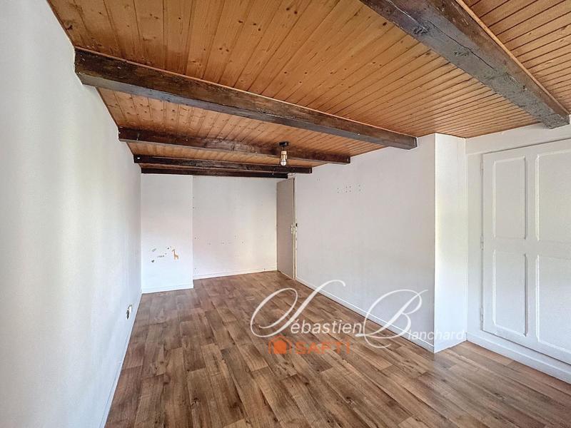 Maison - 87 m² - 5 pièces