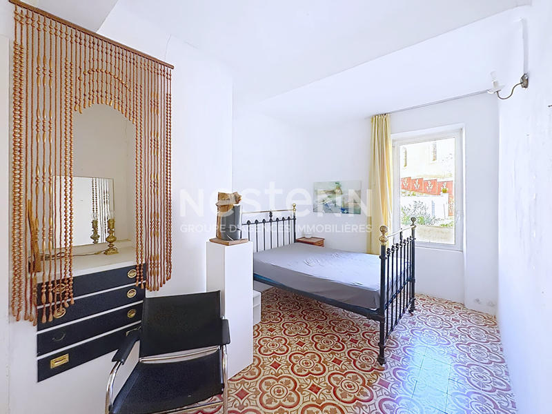 Maison - 215 m² - 7 pièces