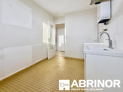 Studio - 44 m² - 2 pièces