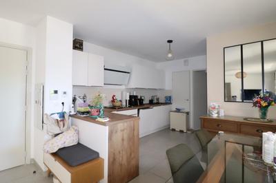 Appartement - 84 m² - 4 pièces