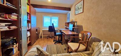 Maison - 102 m² - 4 pièces