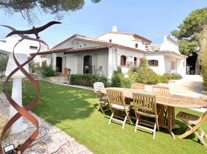 Villa - 163 m² - 4 pièces