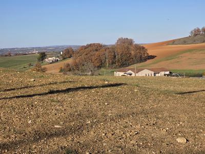 Terrain constructible - 758 m²