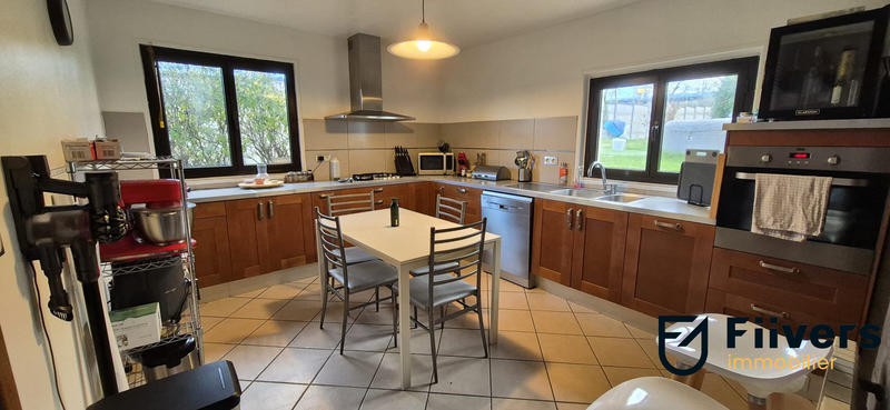 Maison - 160 m² - 6 pièces