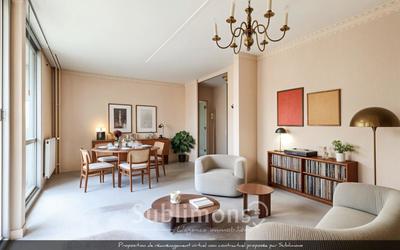 Appartement - 83 m² - 5 pièces