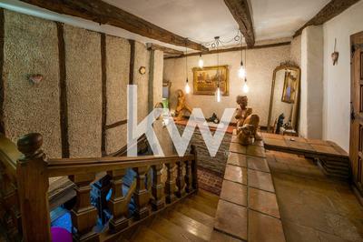 Maison ancienne - 179 m² - 6 pièces
