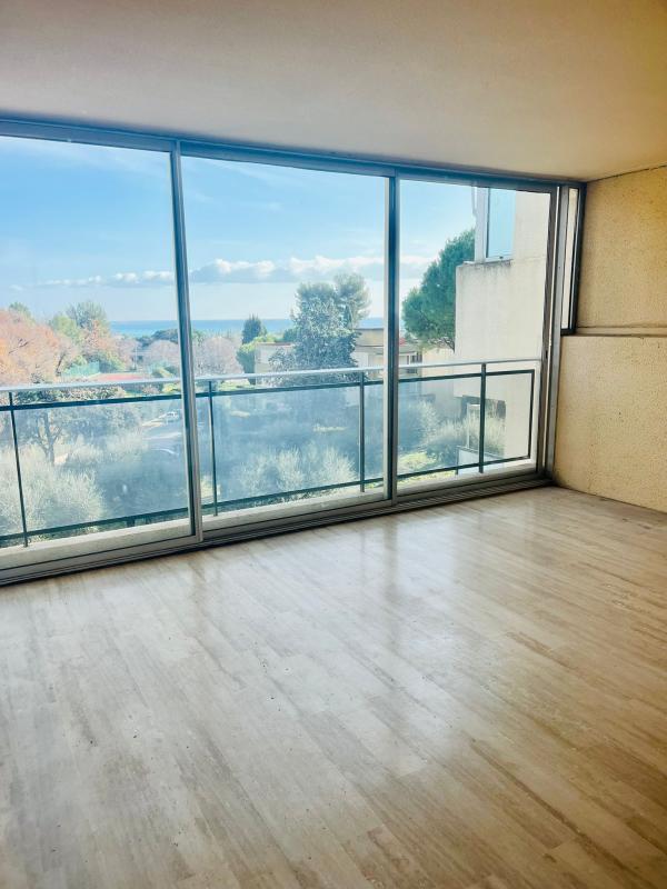 Appartement - 61 m² - 2 pièces