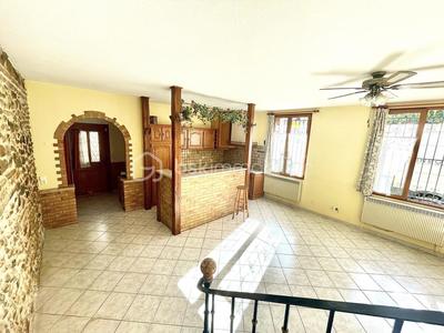 Maison de maîtres - 135 m² - 5 pièces