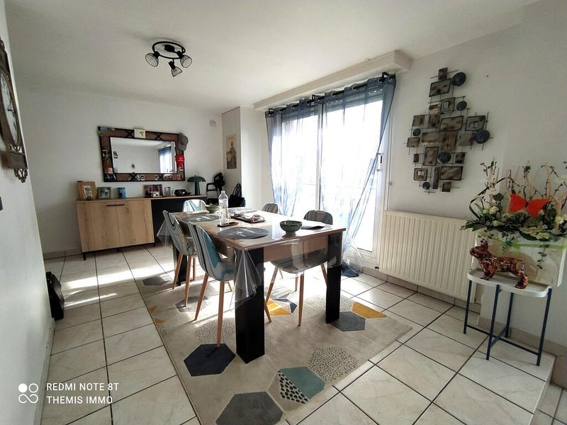 Appartement - 90 m² - 4 pièces