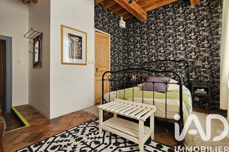 Maison - 430 m² - 15 pièces