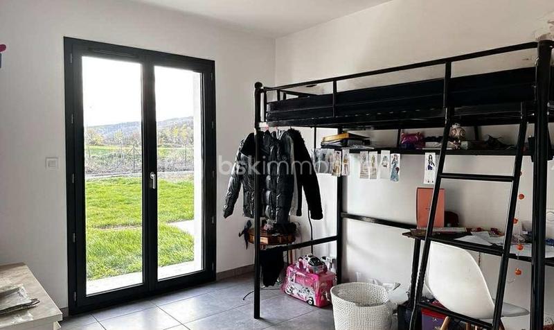 Pavillon - 80 m² - 4 pièces