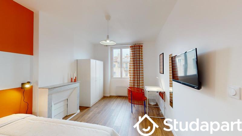 Chambre - 10 m² - 1 pièce