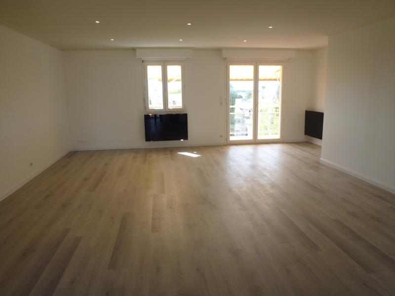 Appartement - 119 m² - 6 pièces