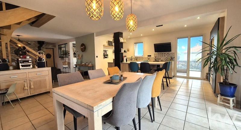 Grange - 152 m² - 5 pièces