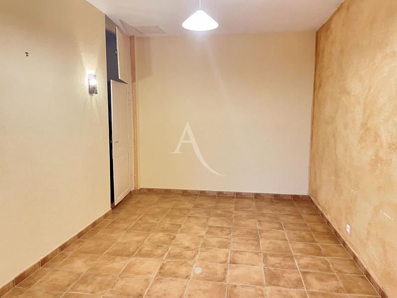 Maison - 100 m² - 3 pièces