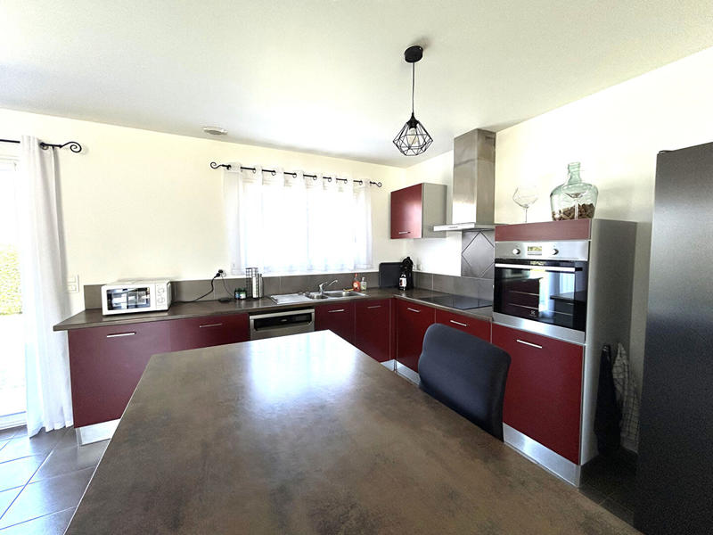 Maison - 100 m² - 4 pièces