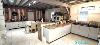 Maison - 290 m² - 13 pièces