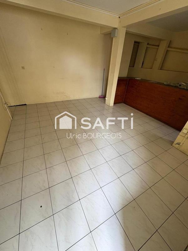 Local commercial - 45 m² - 2 pièces
