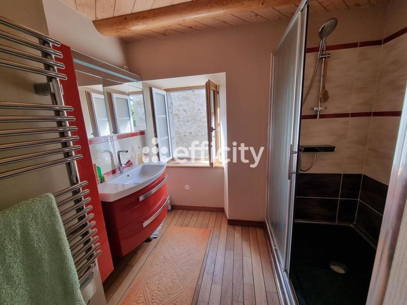 Maison - 94 m² - 5 pièces