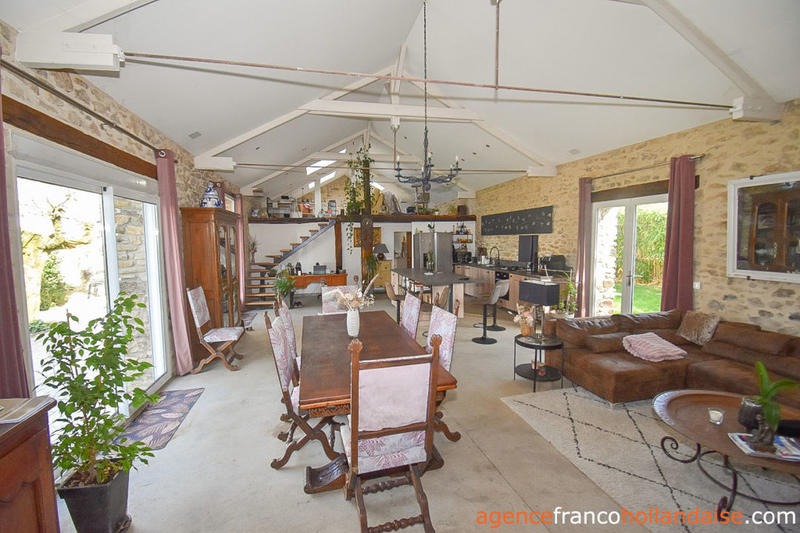 Gîte - 406 m² - 14 pièces