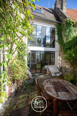 Maison ancienne - 151 m² - 7 pièces