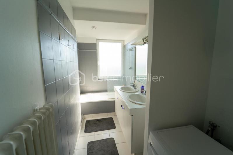 Appartement - 87 m² - 5 pièces