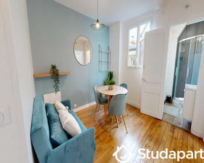 Chambre - 160 m² - 1 pièce