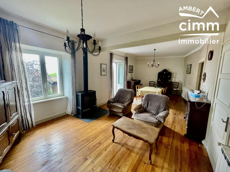 Maison - 209 m² - 8 pièces