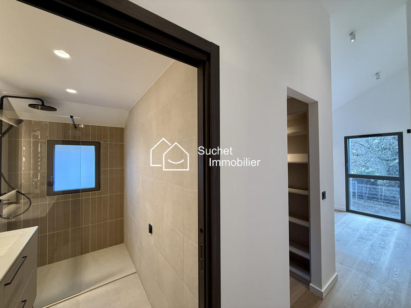 Maison - 145 m² - 6 pièces