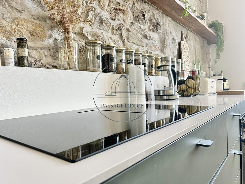 Appartement - 95 m² - 3 pièces