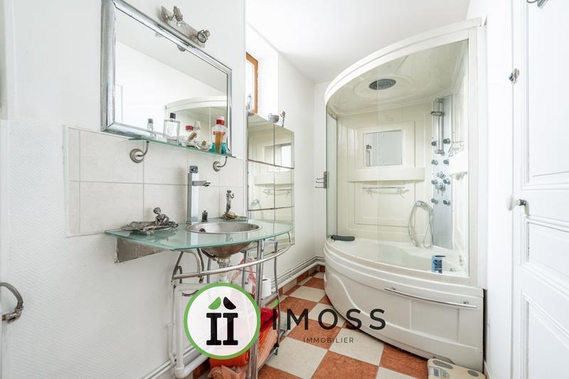 Appartement - 170 m² - 6 pièces