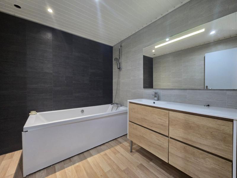 Appartement - 74 m² - 3 pièces