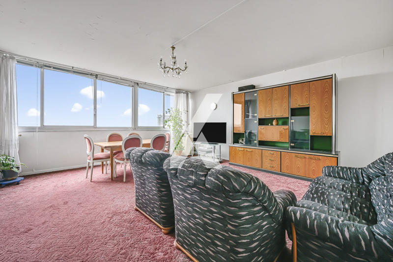 Appartement - 93 m² - 5 pièces