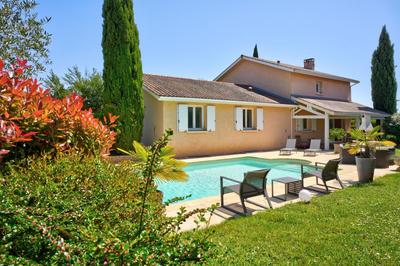 Maison - 190 m² - 7 pièces