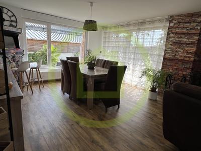 Maison - 195 m² - 7 pièces