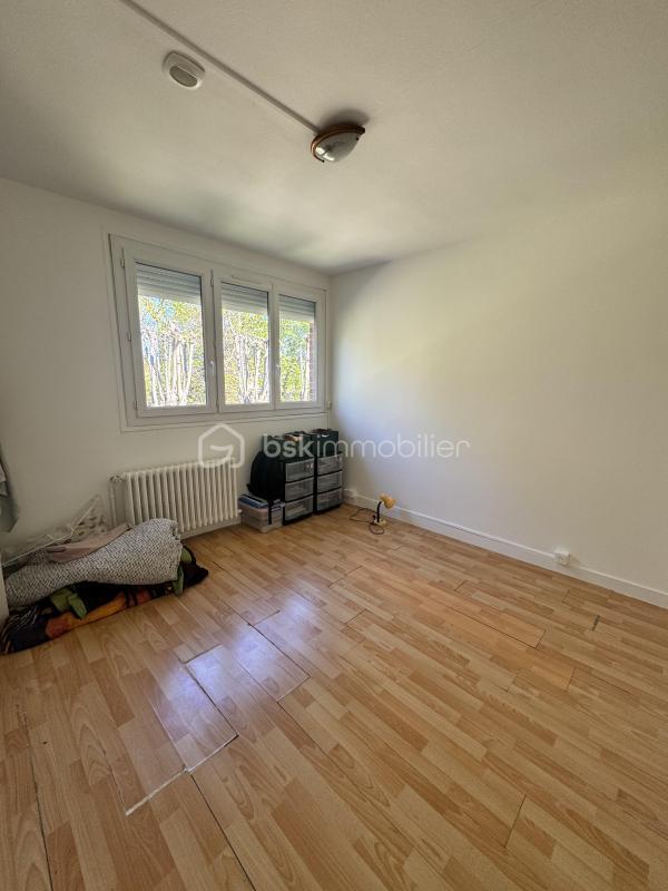 Maison - 96 m² - 6 pièces