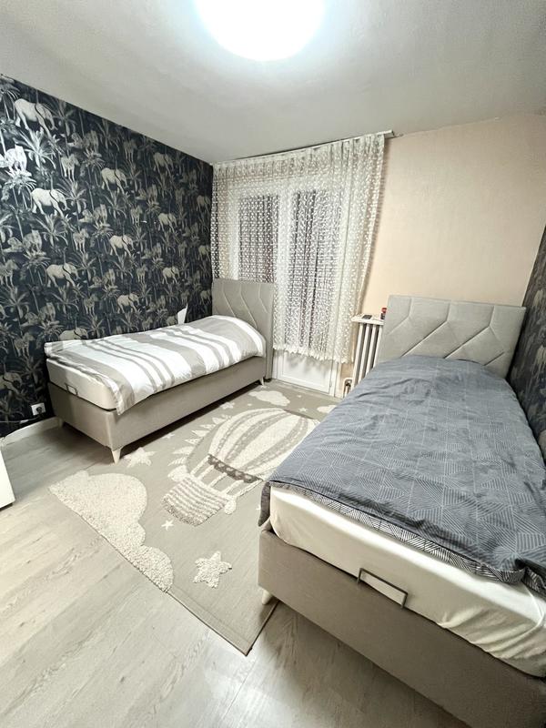 Appartement - 76 m² - 4 pièces