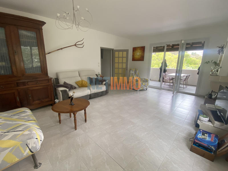 Villa - 281 m² - 12 pièces