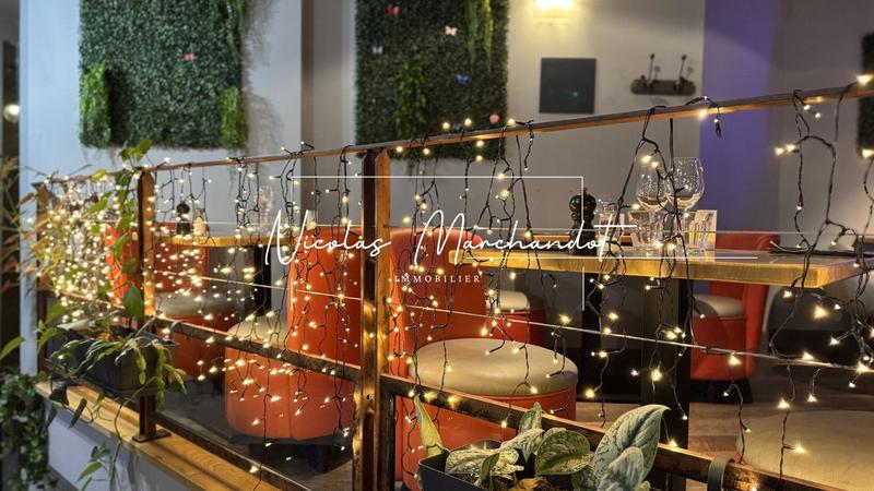 Local commercial - 90 m² - 2 pièces