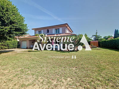 Maison - 125 m² - 7 pièces