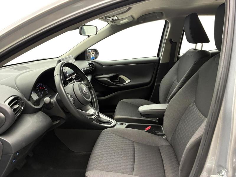 Toyota Yaris Hybride My22 116h Dynamic