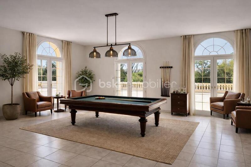 Propriété - 483 m² - 12 pièces