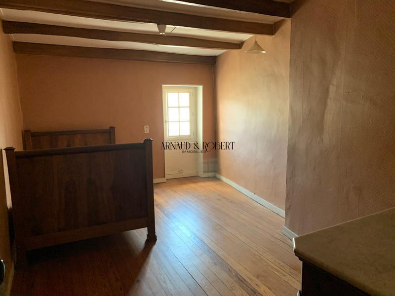 Maison - 250 m² - 10 pièces