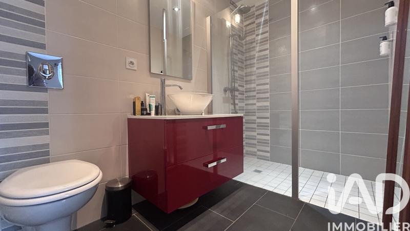 Maison - 142 m² - 8 pièces