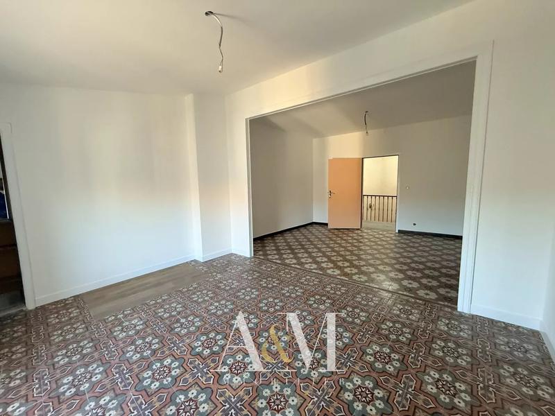 Appartement - 98 m² - 3 pièces