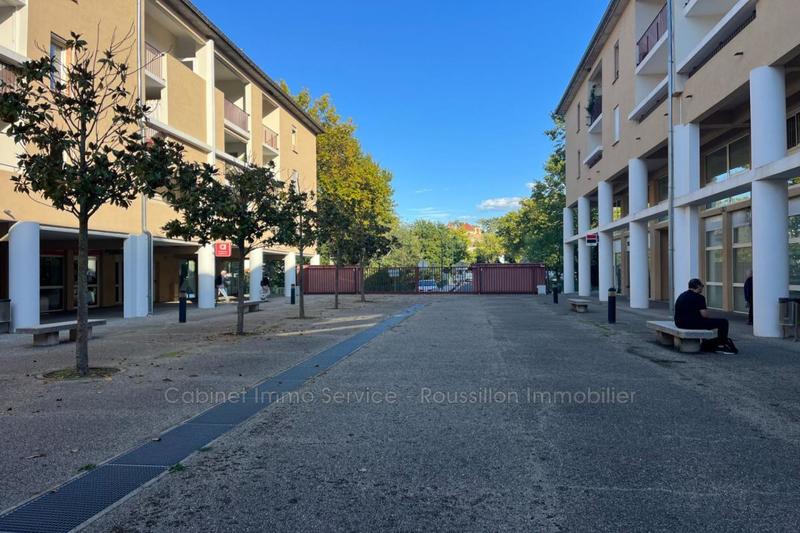 Local commercial - 127 m²