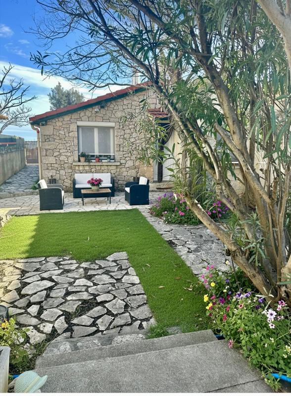Villa - 60 m² - 2 pièces
