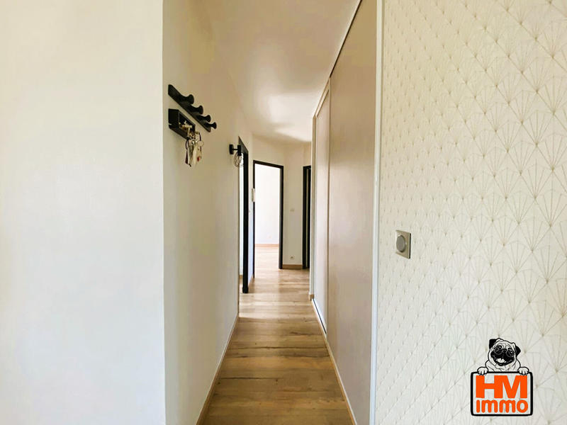 Maison - 98 m² - 5 pièces