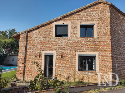 Maison - 200 m² - 6 pièces