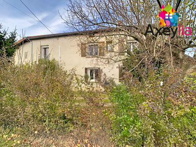 Maison - 304 m² - 11 pièces